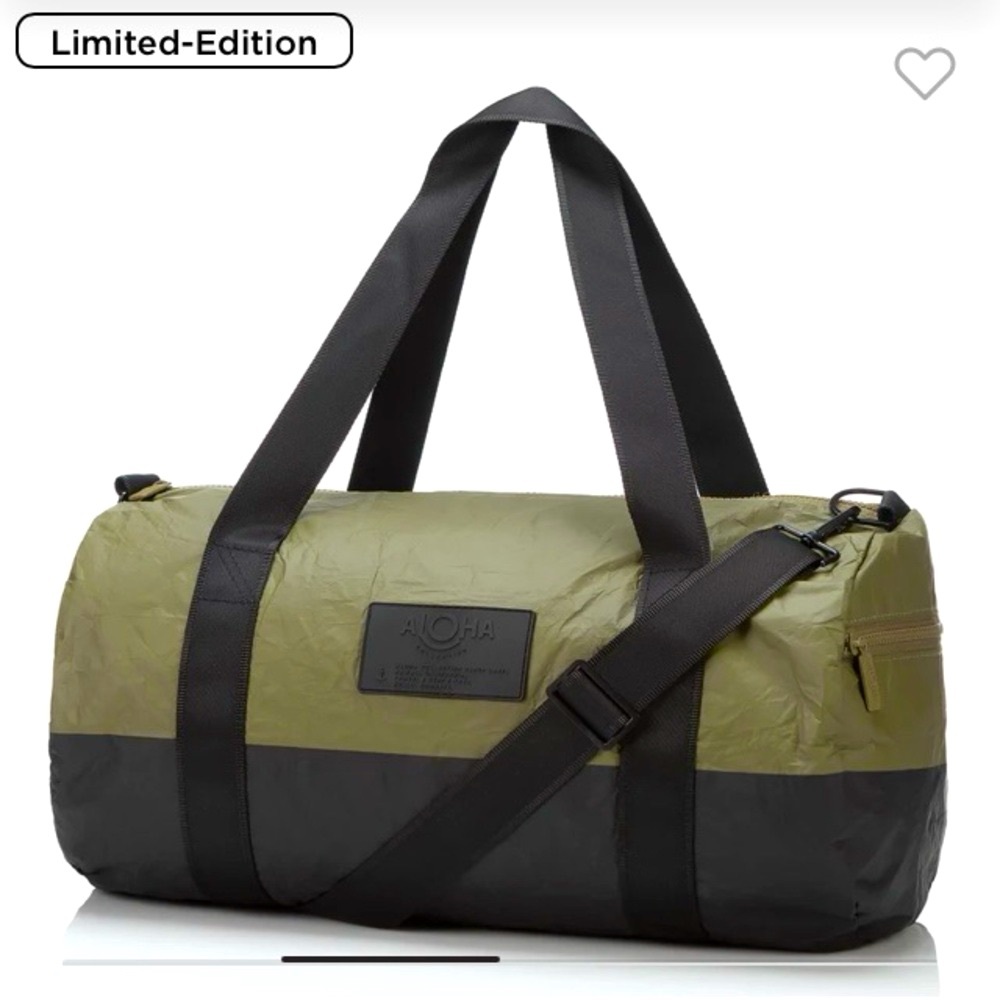 ALOHA COLLECTION [NWT] Limited Edition Gym Travel Dipped Duffle Black on Olive
